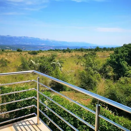 Pool W/ 2000m Fully Fenced Garden *nika Apartamento Posedarje